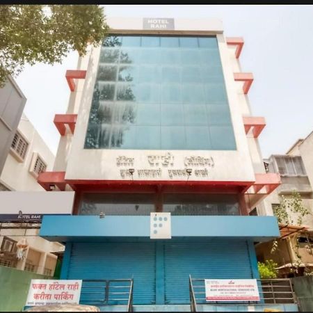 Hotel Rahi Nashik Exteriör bild