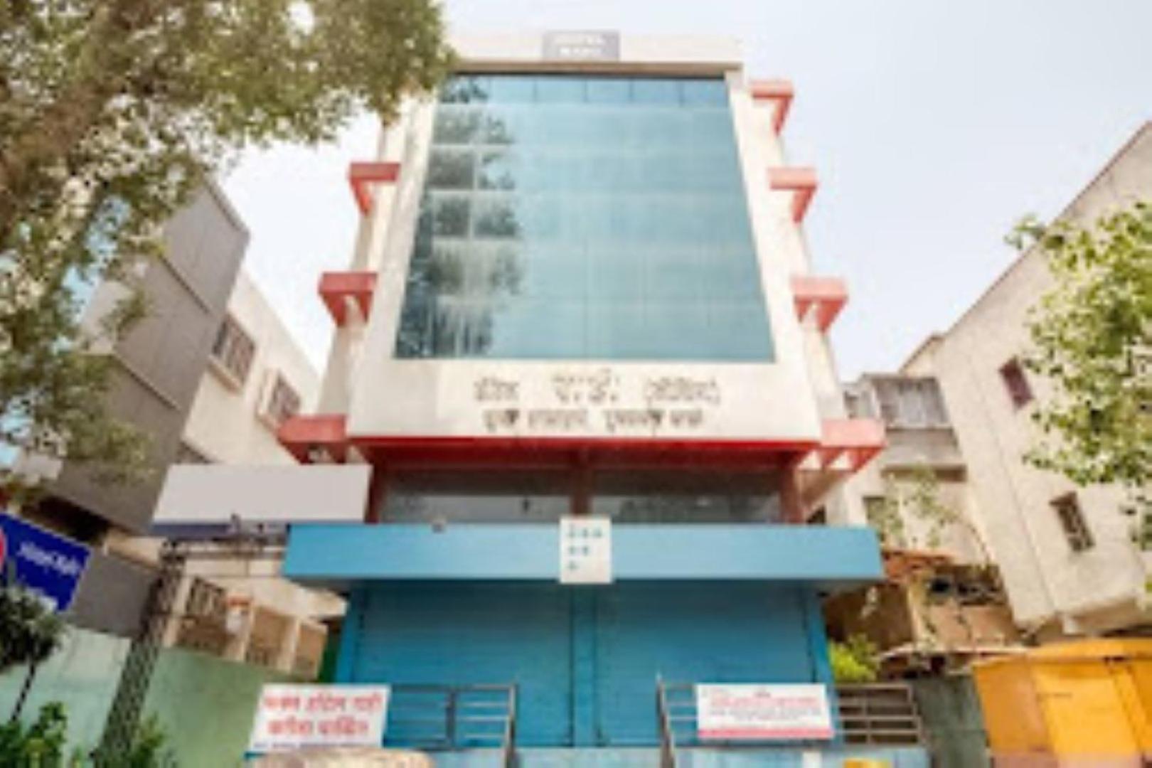Hotel Rahi Nashik Exteriör bild