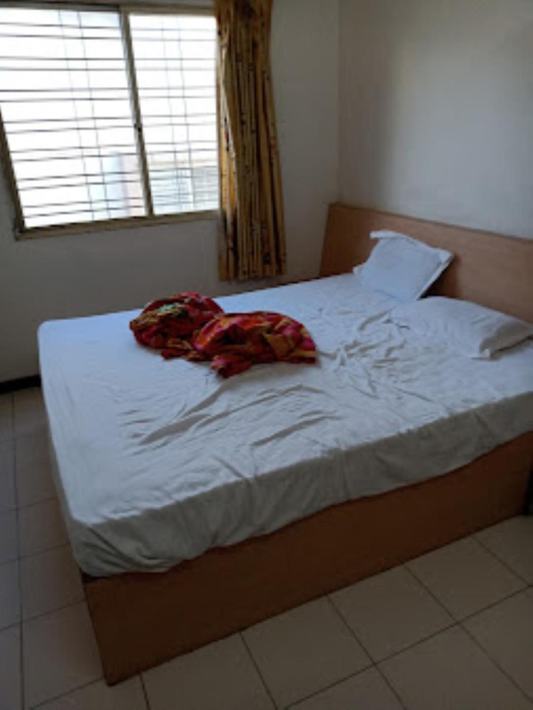Hotel Rahi Nashik Exteriör bild